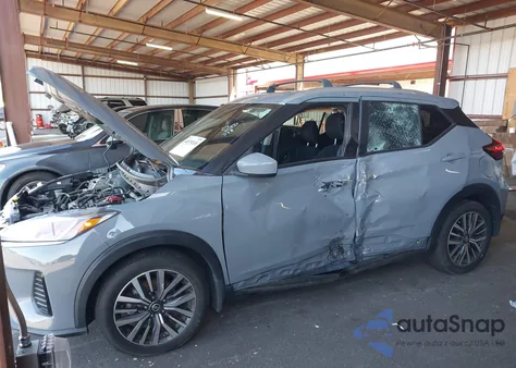 2021 Nissan Kicks Sv Xtronic Cvt z USA, uszkodzony, nr VIN 3N1CP5CV8ML540186